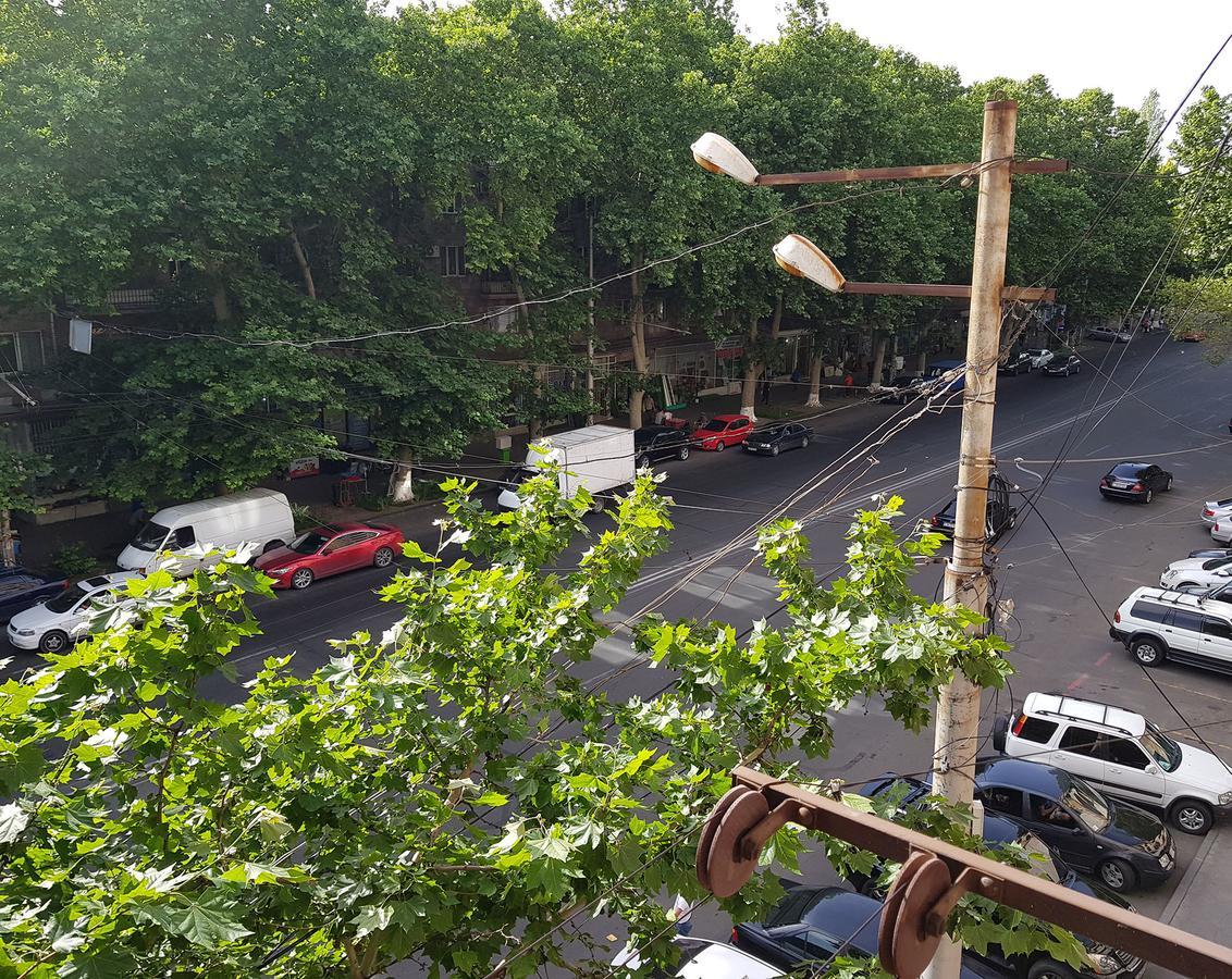Agora Arcs Apartment เยเรวาน ภายนอก รูปภาพ